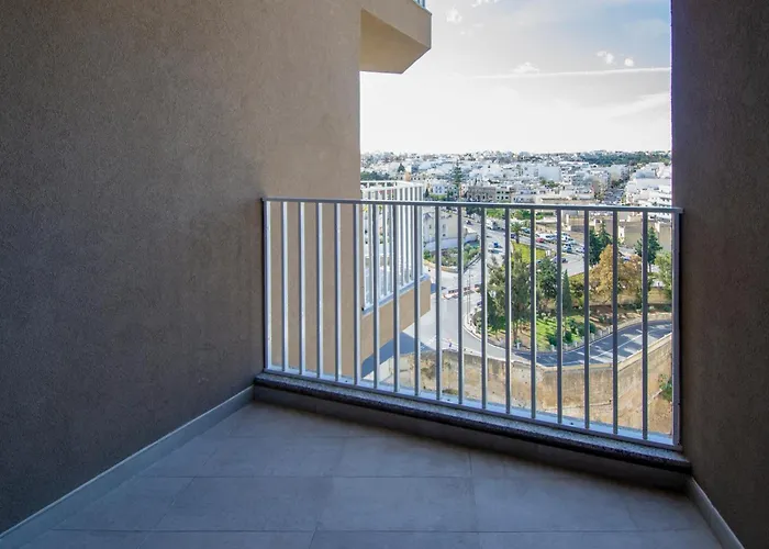 Elegant 12th Floor With Balcony And Views * Saint Julian's