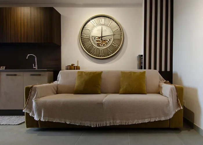 Apartament Elegant 12th Floor With Balcony And Views *